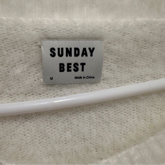 Aritzia Sunday Best Carmen Cardigan - Picture 4 of 4